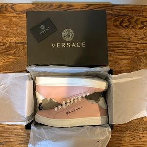 NIB Versace pink platform sneaker
